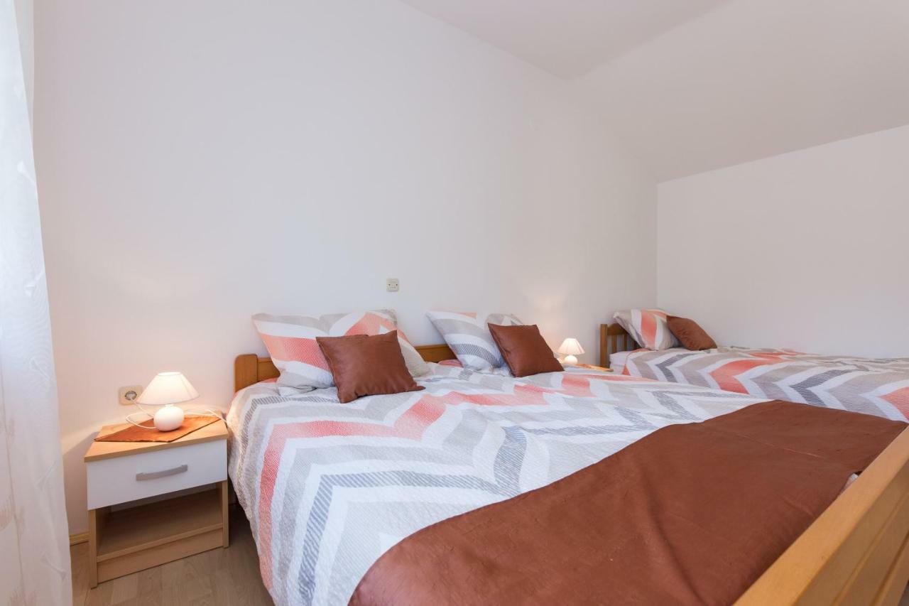 Apartman Ivona Малинська Екстер'єр фото
