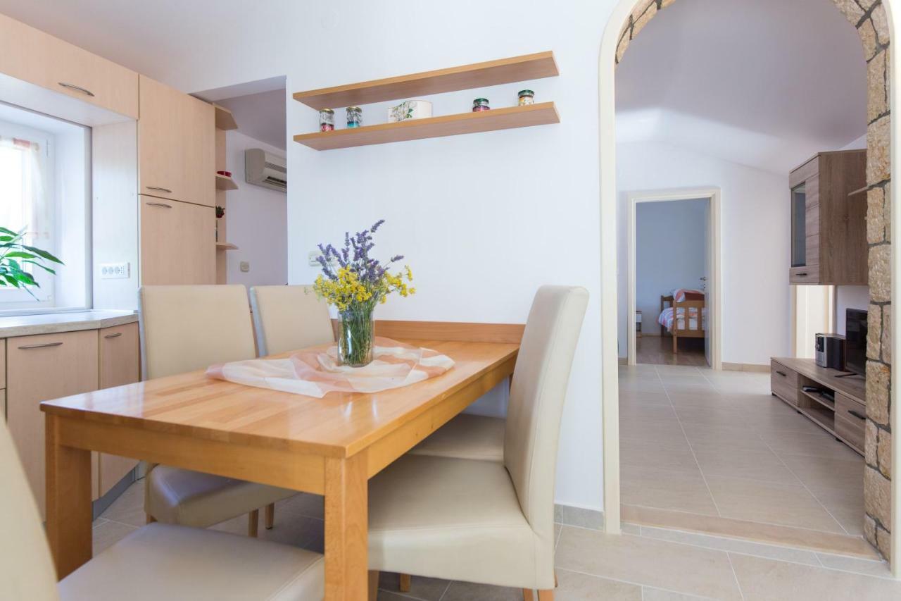 Apartman Ivona Малинська Екстер'єр фото