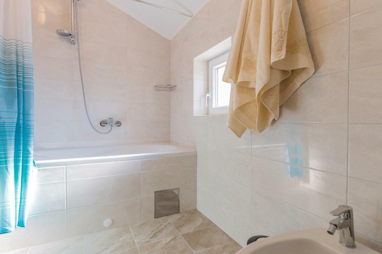 Apartman Ivona Малинська Екстер'єр фото